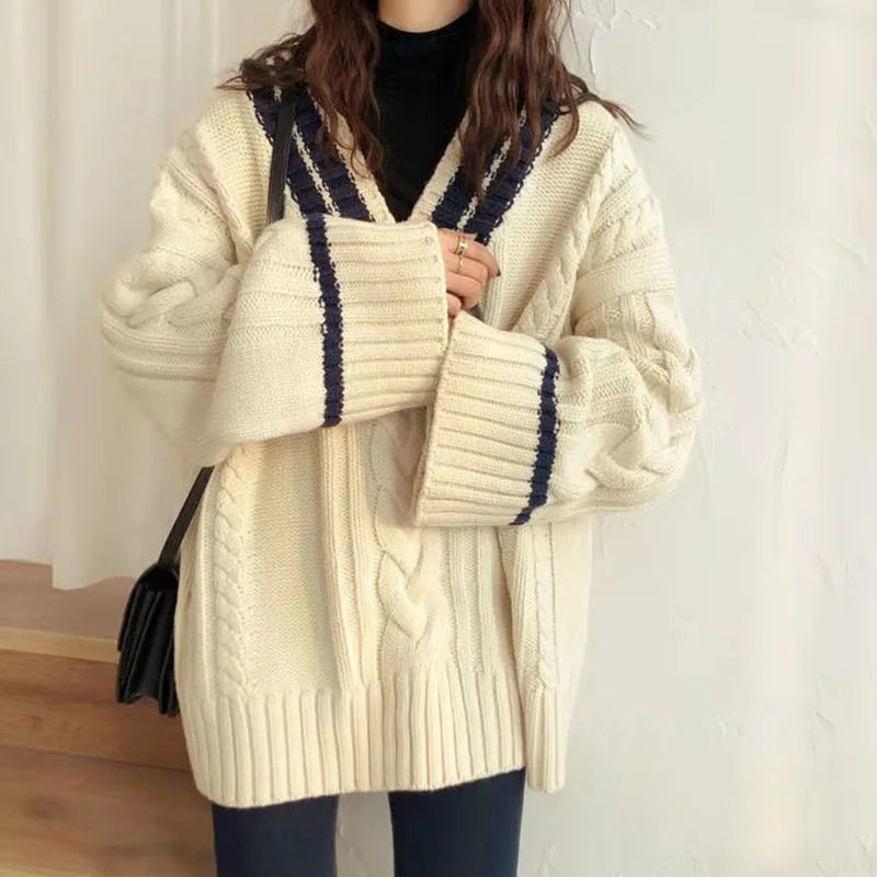 Stilla | Oversized Pullover Dame I Vintage Stil Med V-udskæring