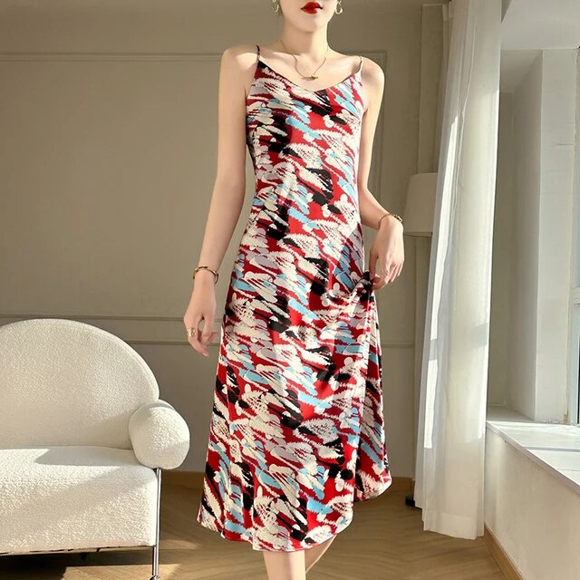 Stilla | Chic Elegante Kjole Med Print