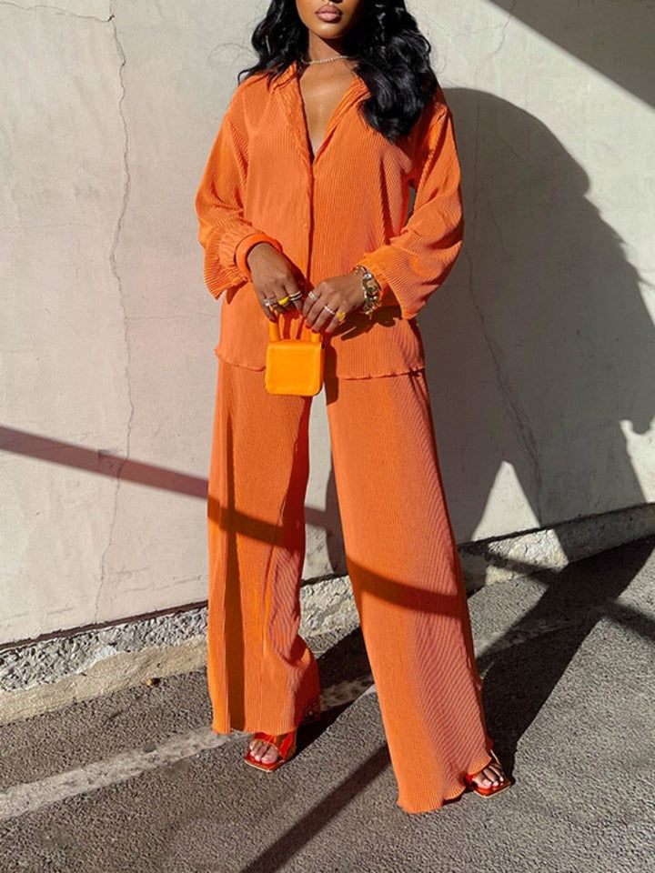 Stilla | Plisseret Nederdel Og Moderne Outfit