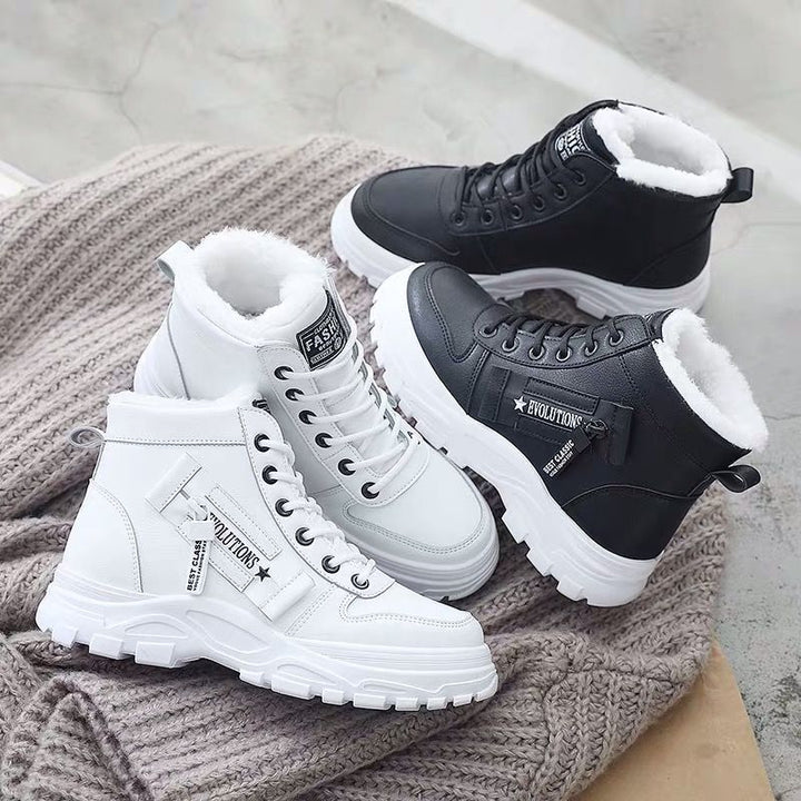 Stilla | Sneakers med plateau-sål