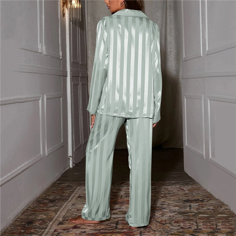 Stilla | silke pyjamassæt Ilisa