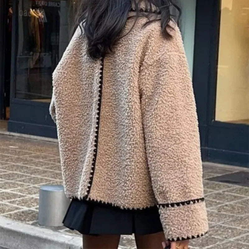 Stilla | Elegant og Behagelig Størrelse Jacke Myla