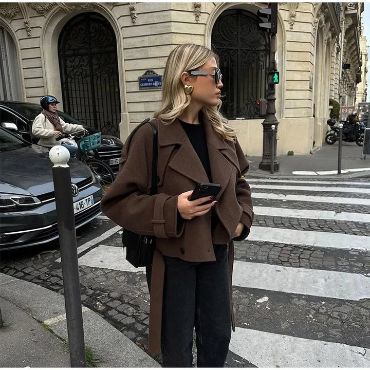 Stilla | Uldet Mid-Length/Kort Trenchcoat