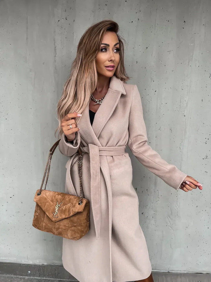 Stilla | Trenchcoat Dame V Udsnit og Knapper
