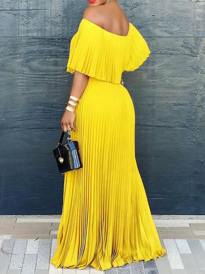 Stilla | Sexet Off-shoulder Plisseret Kjole