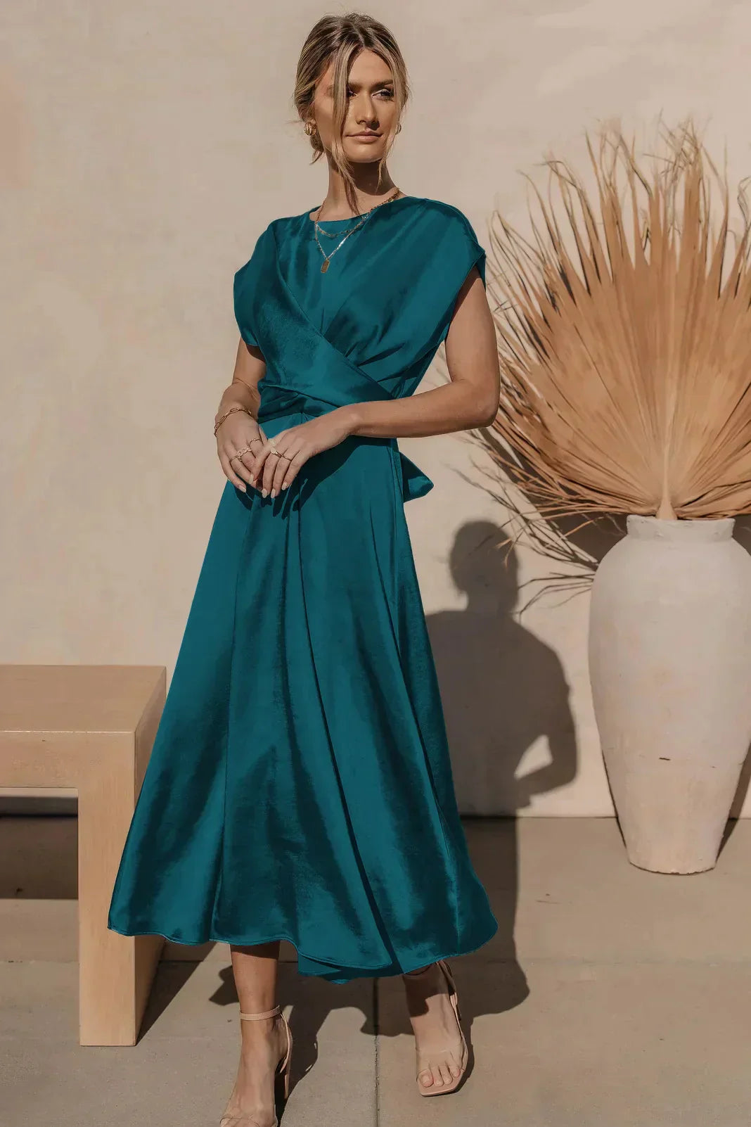 Stilla | Elegante Festkjole I Satin Silke