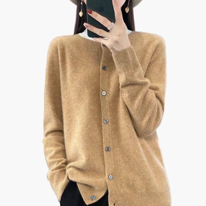 Stilla | Klassisk Strik Cardigan - Elegant Hverdagsstil til Kontor & Fritid