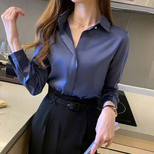 Stilla | Elegant og Raffineret Satinbluse