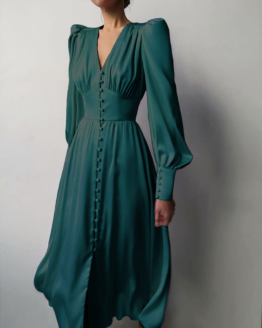 Skovae | Elegante satin kjoler