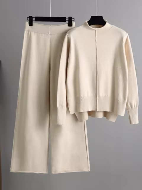 Stilla | Trendy Oversized Striktrøje til Kvinder