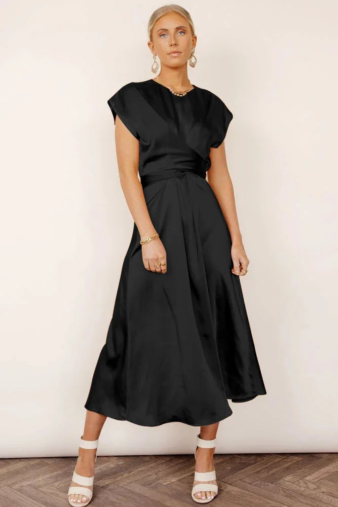 Stilla | Elegante Festkjole I Satin Silke