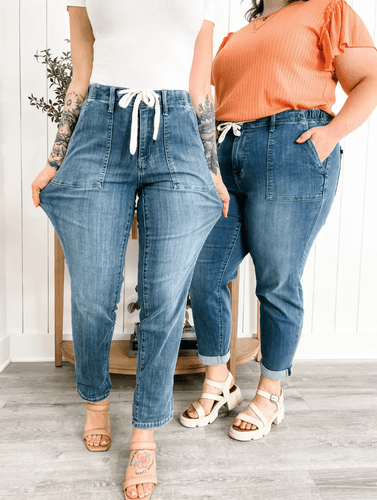 Stilla | Denim Straight Leg Jeans