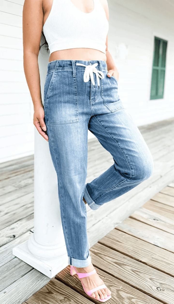 Stilla | Denim Straight Leg Jeans