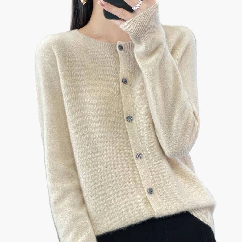 Stilla | Klassisk Strik Cardigan - Elegant Hverdagsstil til Kontor & Fritid
