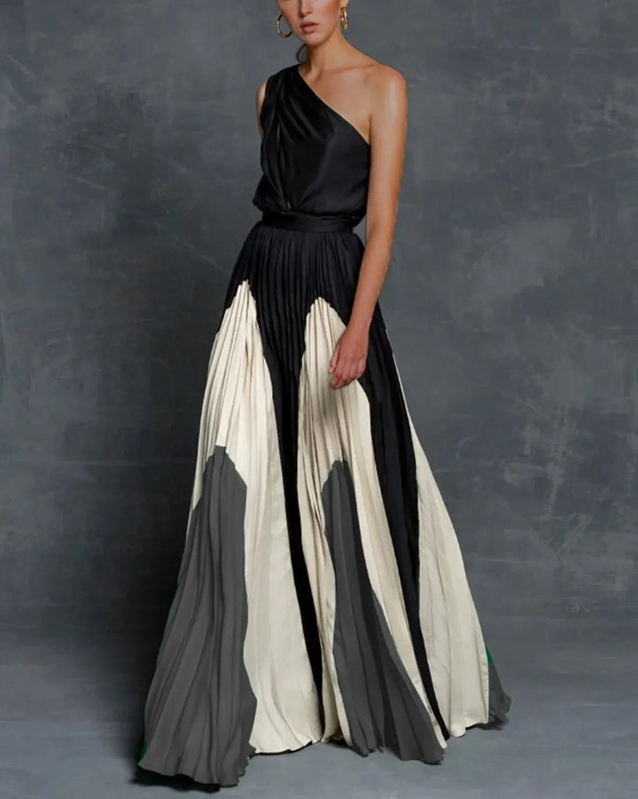 Stilla | One Shoulder Maxi Kjoler