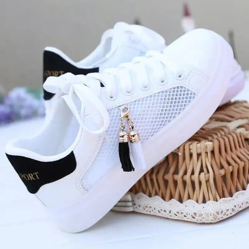 Stilla | Dame Sneakers med Dekorative Detaljer