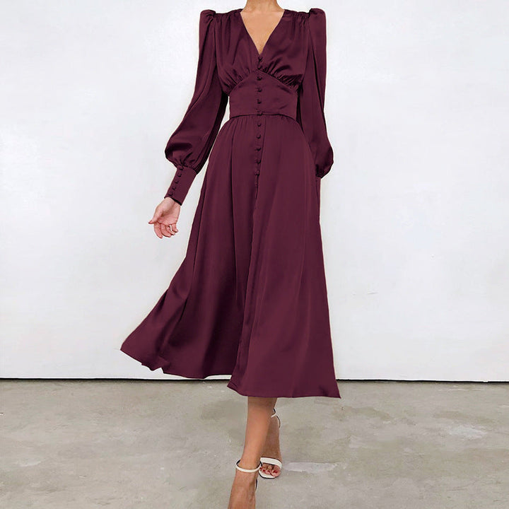 Skovae | Elegante satin kjoler