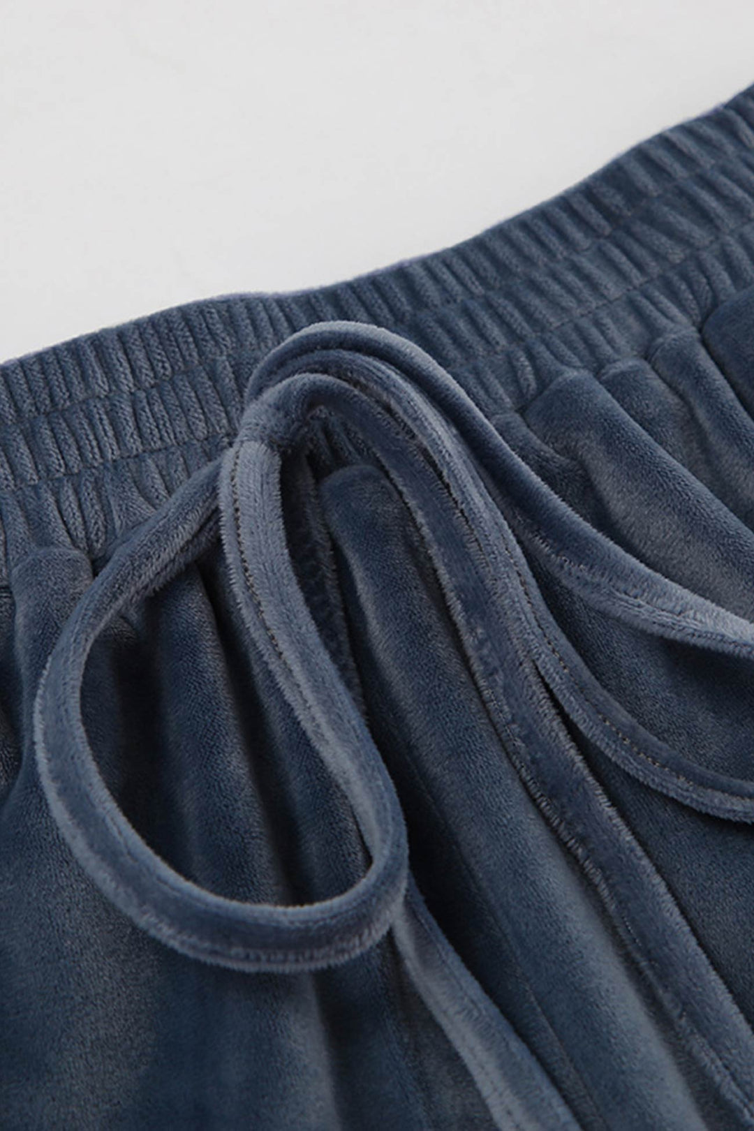 Stilla | En-del med shorts og kortærmet hættebluse Uni