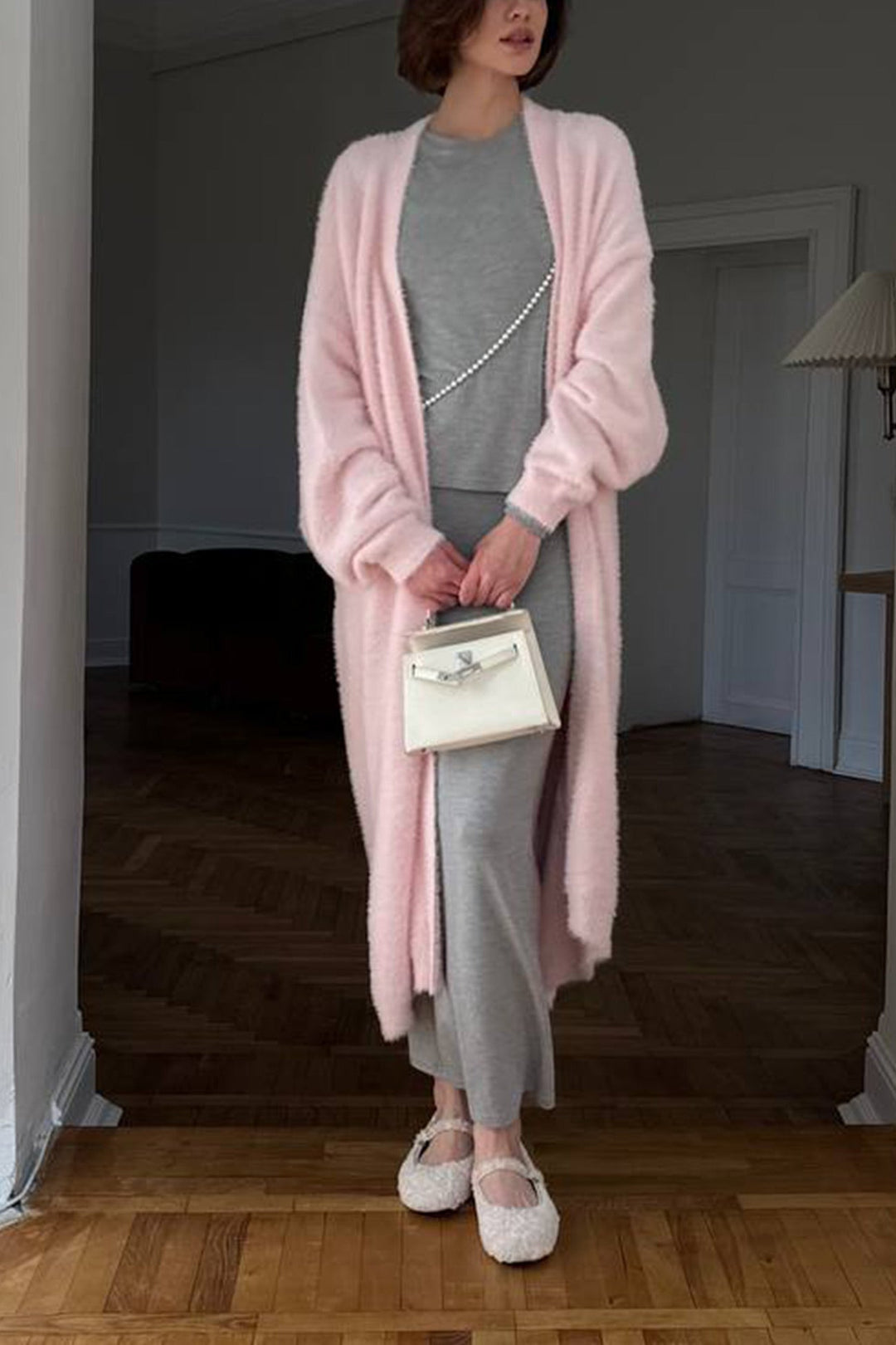 Stilla | Lang Enkel Cardigan Med Snor Af Imiteret Uld