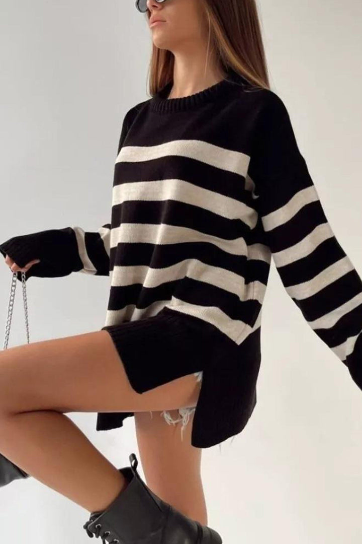 Stilla | Stribet, Skåret Sweatshirt Med Rund Halsudskæring