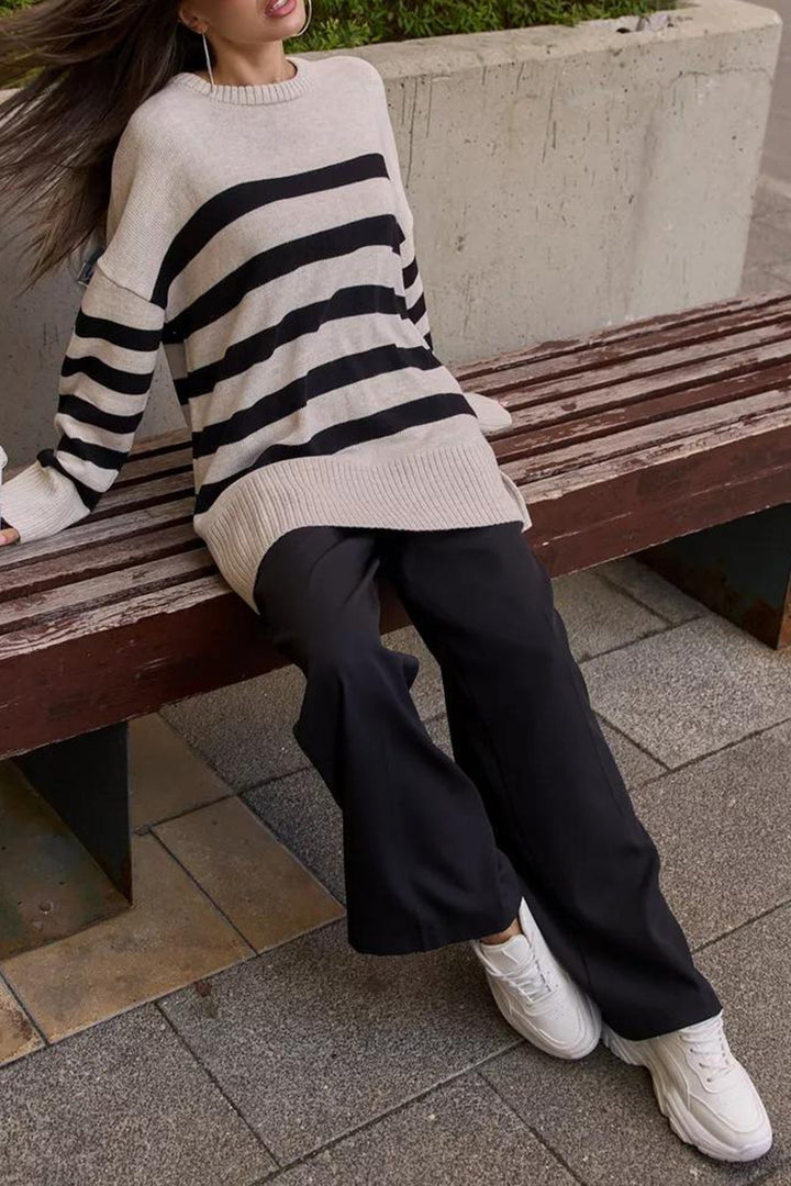 Stilla | Stribet, Skåret Sweatshirt Med Rund Halsudskæring