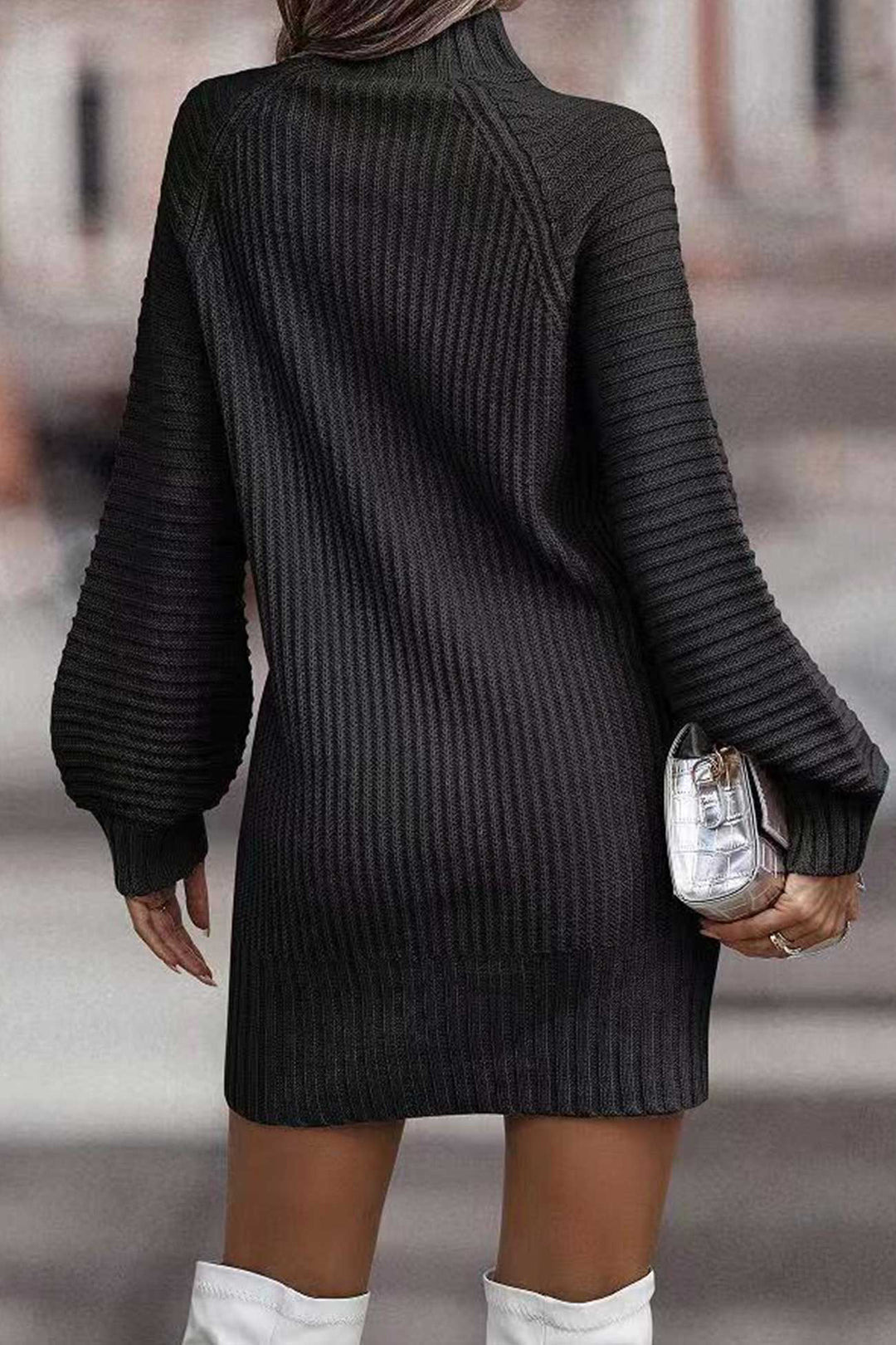 Stilla | Pullover Kjole Med Rullekrave i Ensfarvet