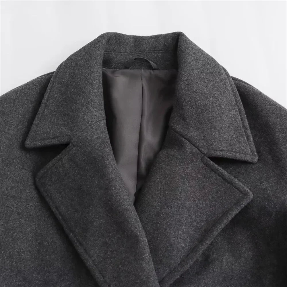 Stilla | Lang Jakke til Damer Elegant Design Varm Vinterjakke