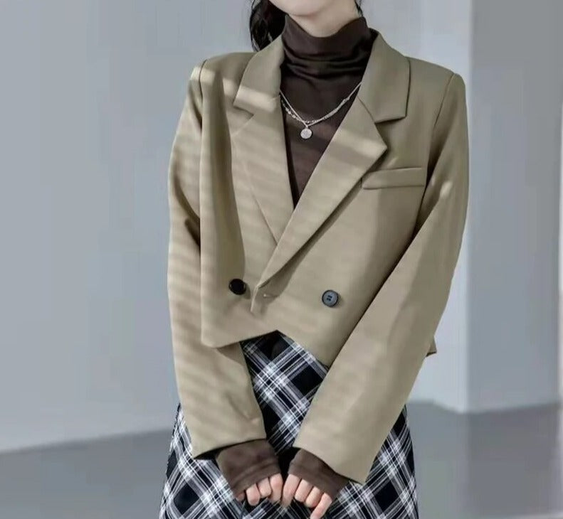Stilla | Elegant Efterårsblazer Med Indgrebslommer