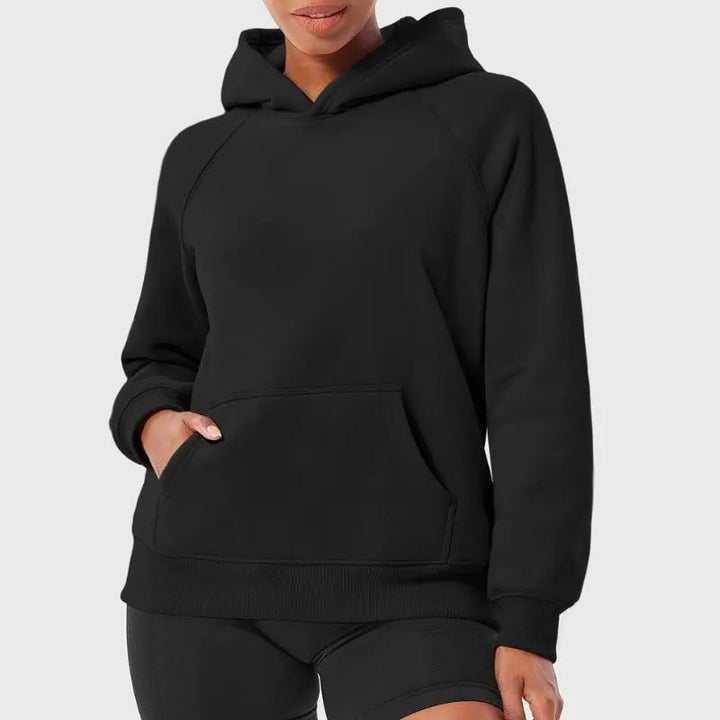 Stilla | Hoodie med Raglanærmer og Kængurulomme