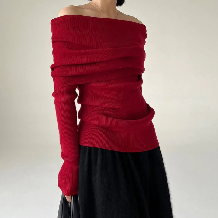 Stilla | Off-Shoulder Strikketrøje Ribbet Strik Tætsiddende og Elegant Design