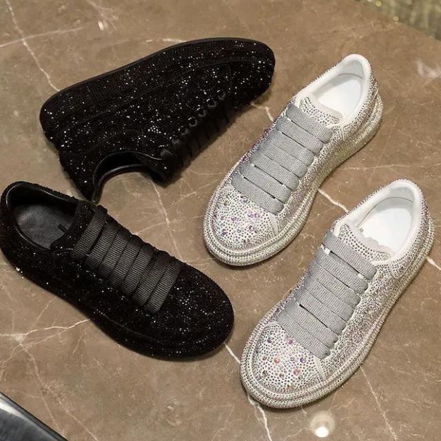 Stilla | Glitrende Sneakers Med Krystal Dekorationer