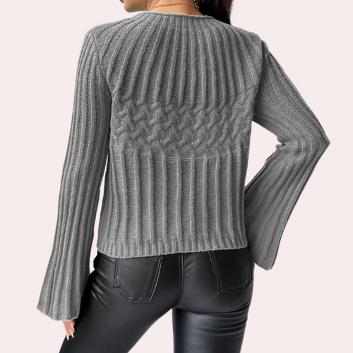 Stilla | Smuk Sweater med Flared Ærmer til Dame