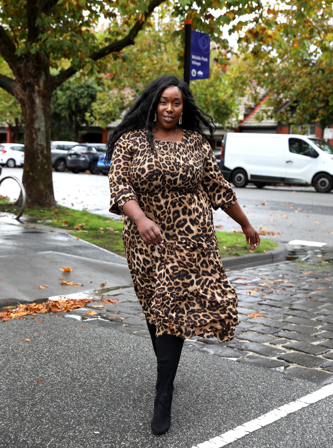 Stilla | Elegant Leopardkjole Damer