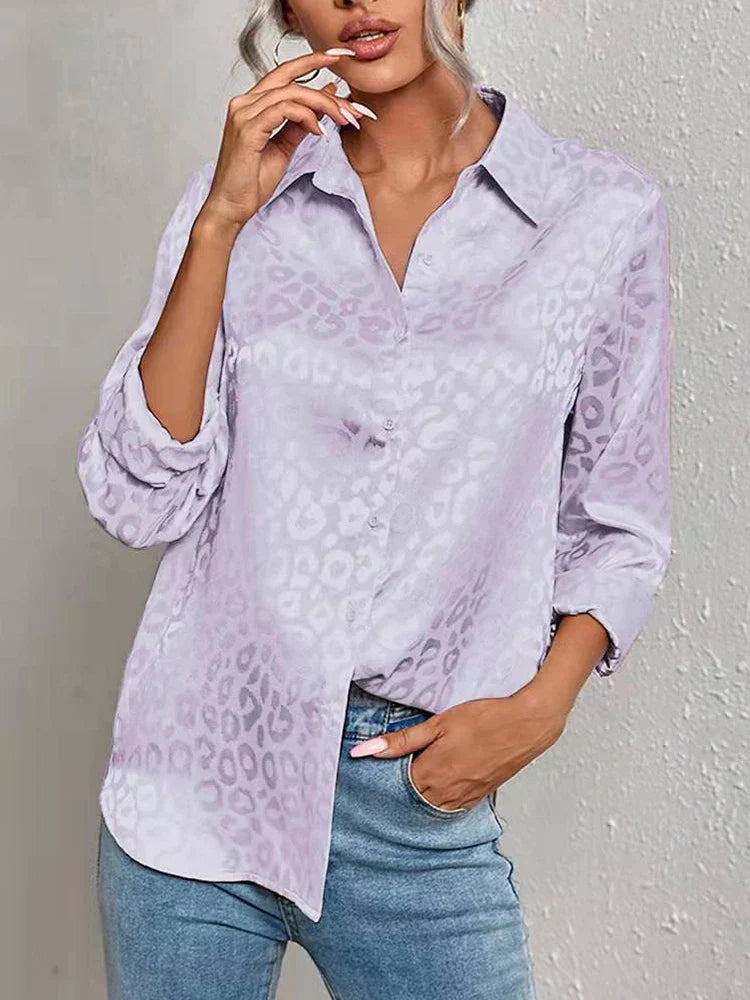 Stilla | Leopard Print Jacquard Bluse Med Lange Ærmer