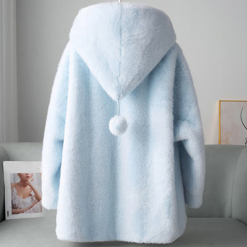 Stilla | Faux-Fur-Hoodie med Pom-Detaljer