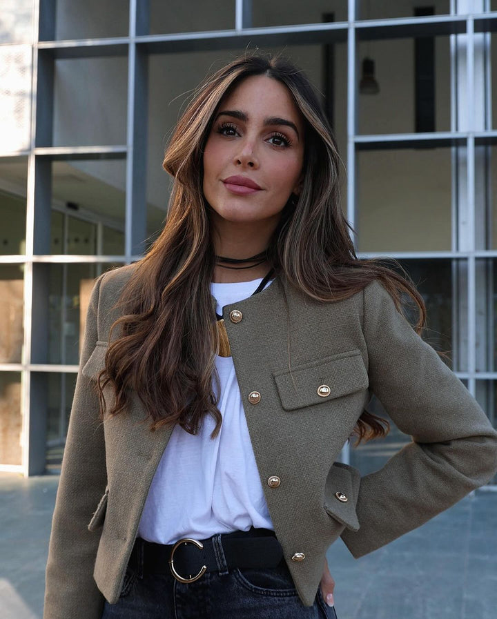 Stilla | Korte uldjakke blazer med knap og lomme detalje