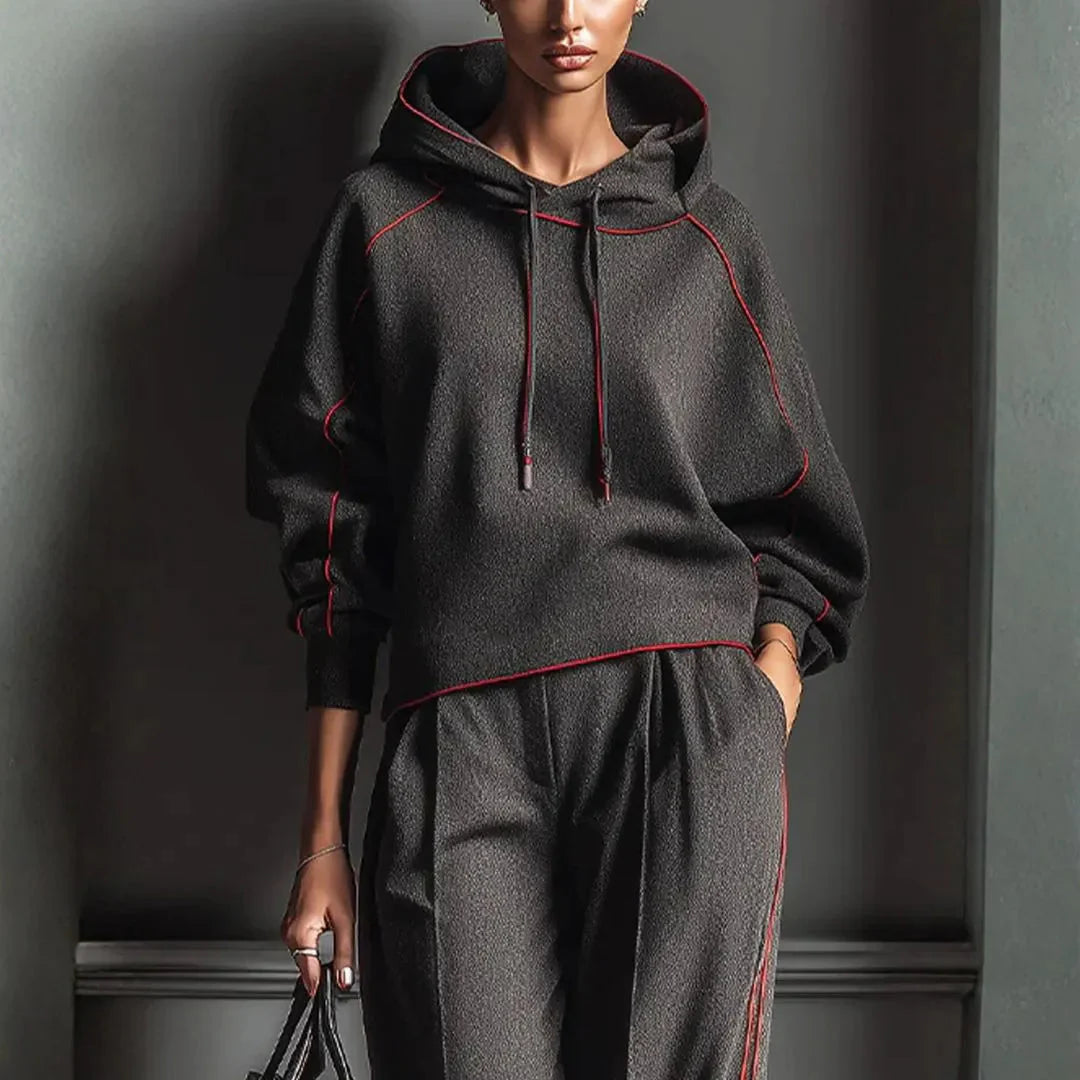 Stilla | Charcoal Red Kontrast Bind Hoodie