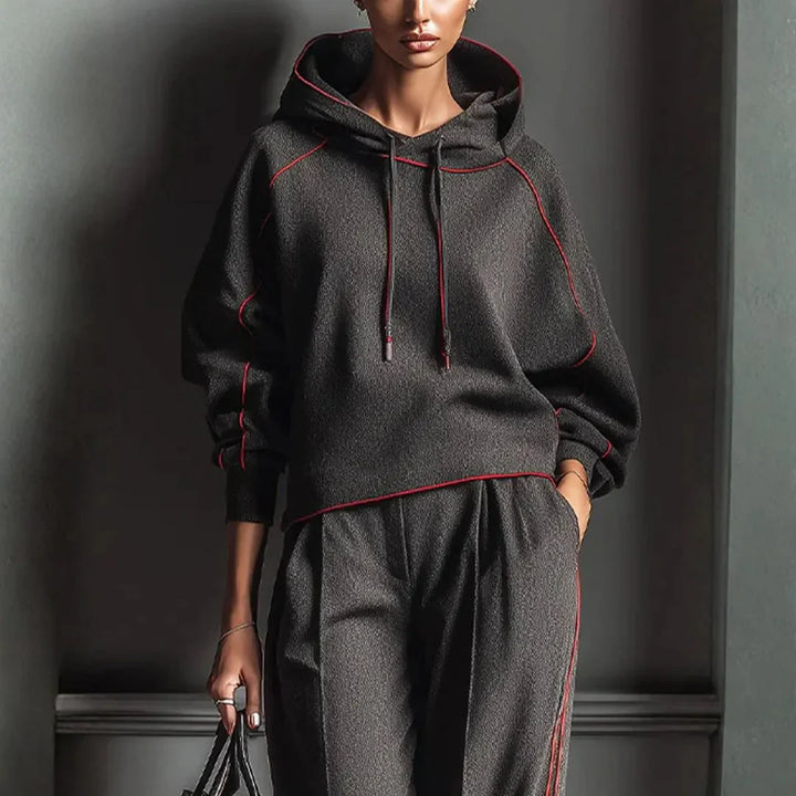 Stilla | Charcoal Red Kontrast Bind Hoodie