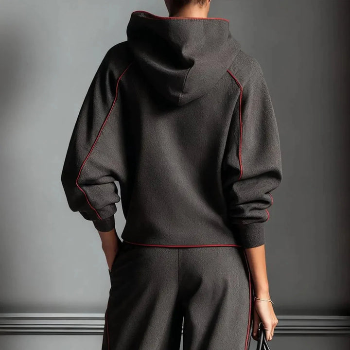 Stilla | Charcoal Red Kontrast Bind Hoodie