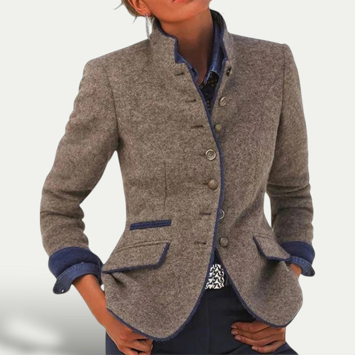 Stilla | Taljeret Kort Blazer med Ståkrave – Smart Lækkert Lag