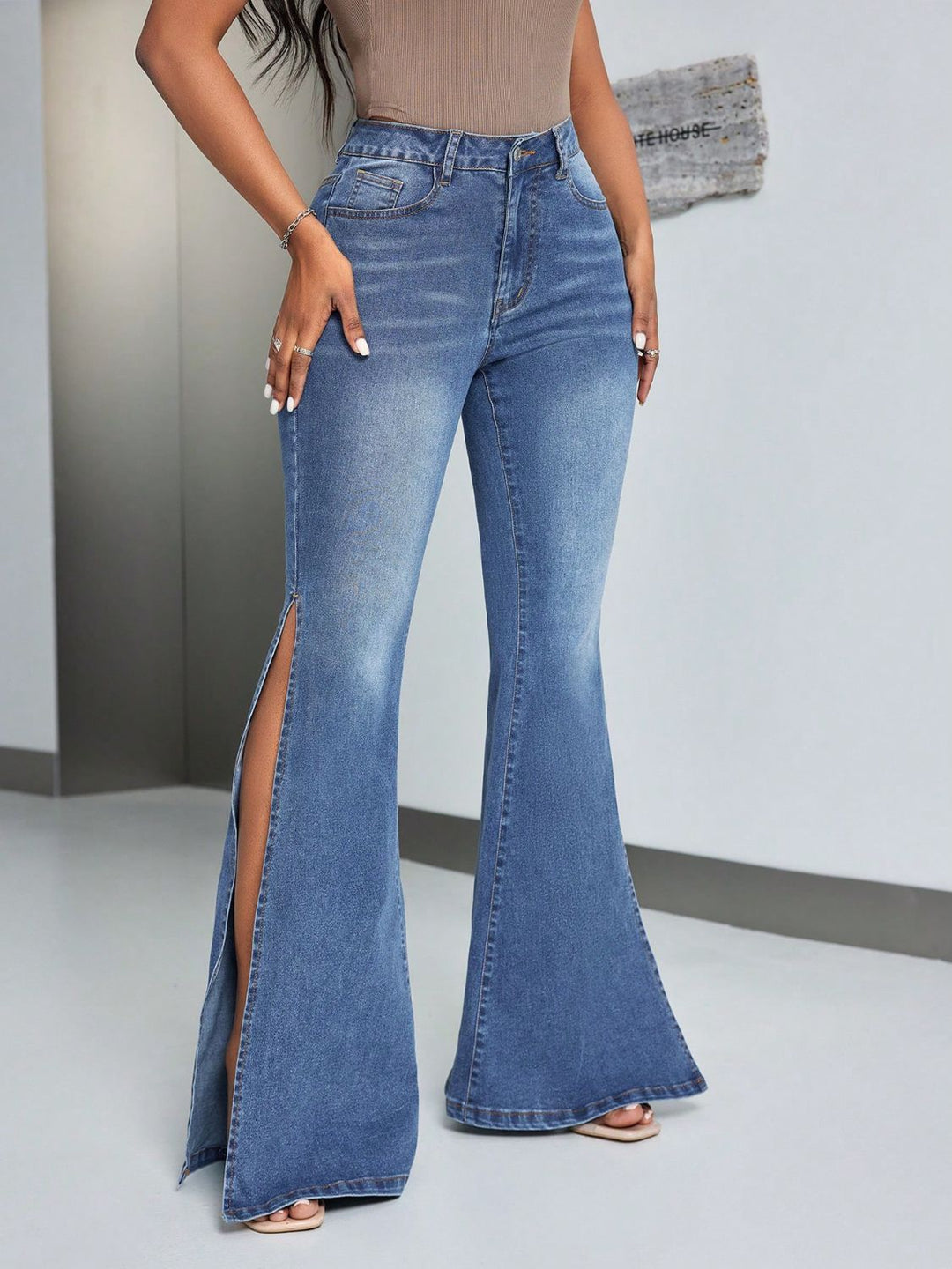 Stilla | Flare Jeans med Lommer