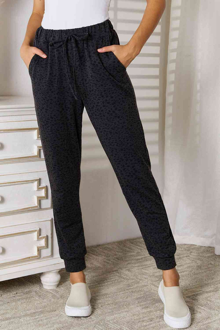 Stilla | Bae Leopard Print Joggers Med Lommer