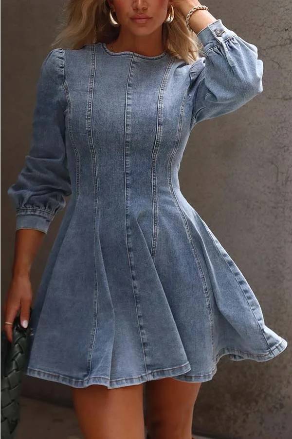 Skovae | Fade Into You Denim Prinsesse Linie Ryg lynlås Flare Stretch Mini Kjole