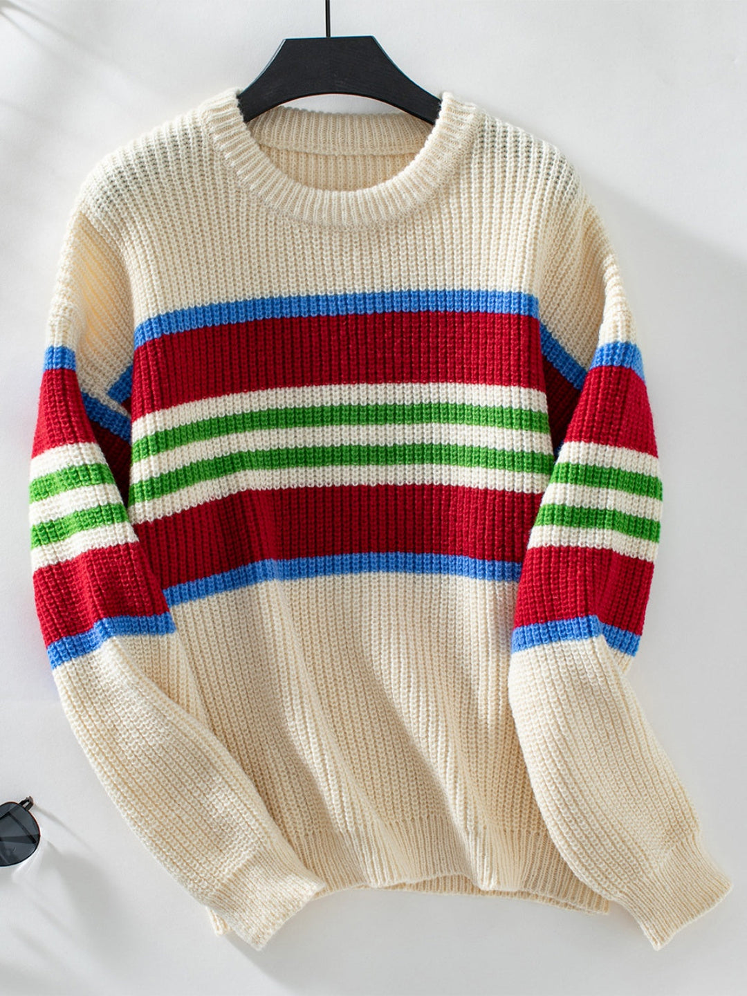Stilla | Pullover med lange ærmer og kontrasterende striber og rund halsudskæring