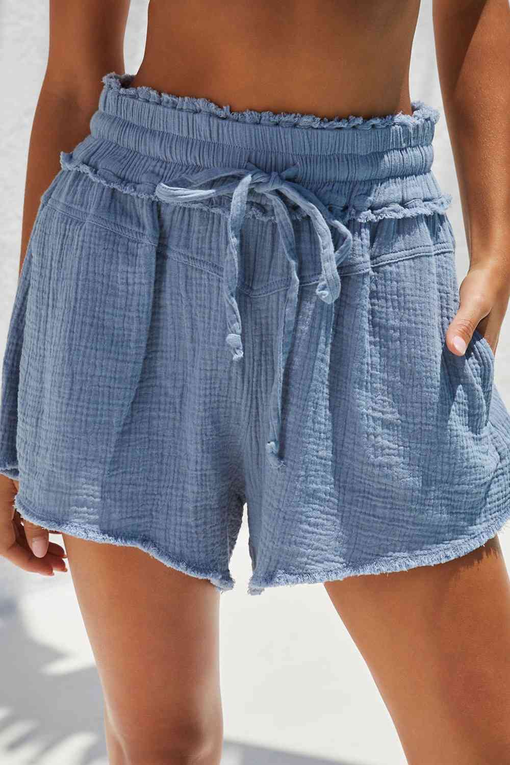 Stilla | Raw Hem Shorts