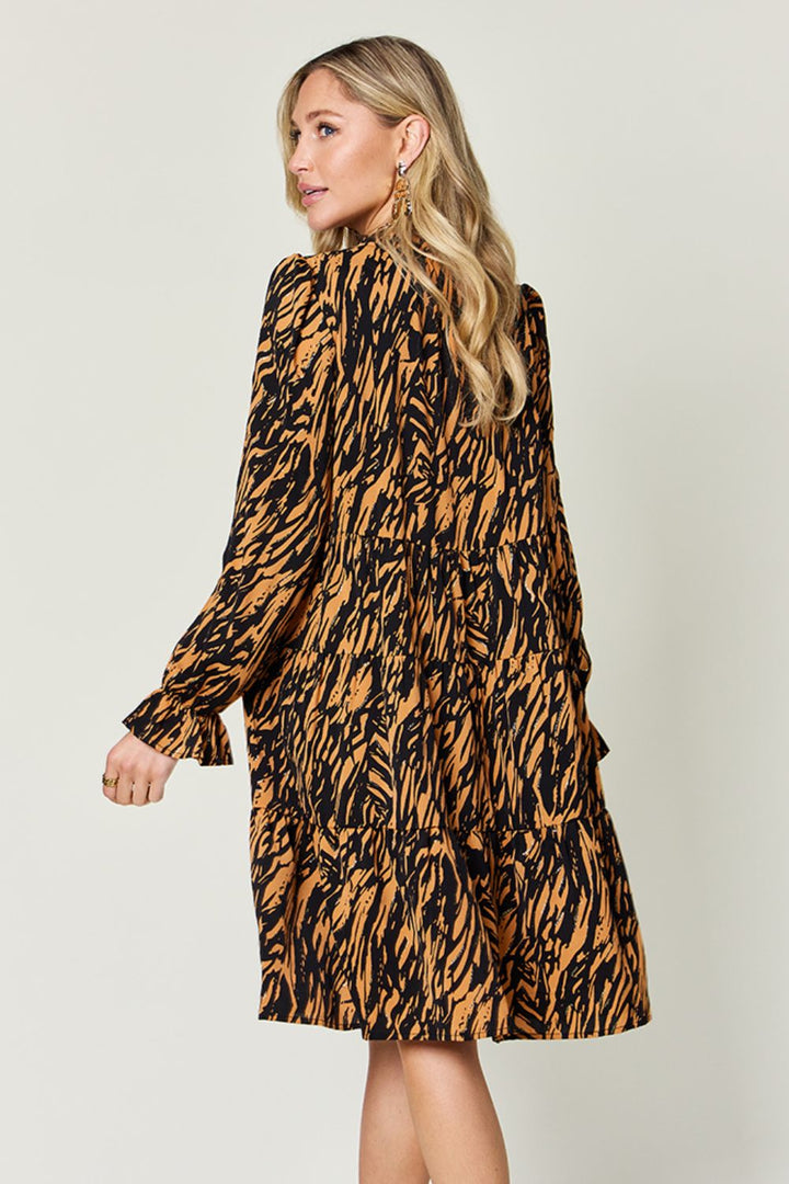 Stilla | Tag Full Size Printed Ruffle Hem Langærmet Kjole