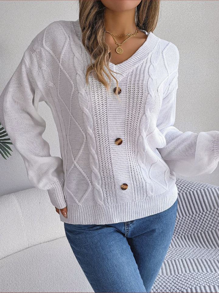 Stilla | Strikknappet V-hals Sweater