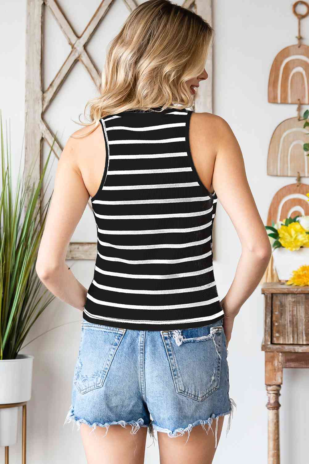 Stilla | Ribbet Rund Hals Tank