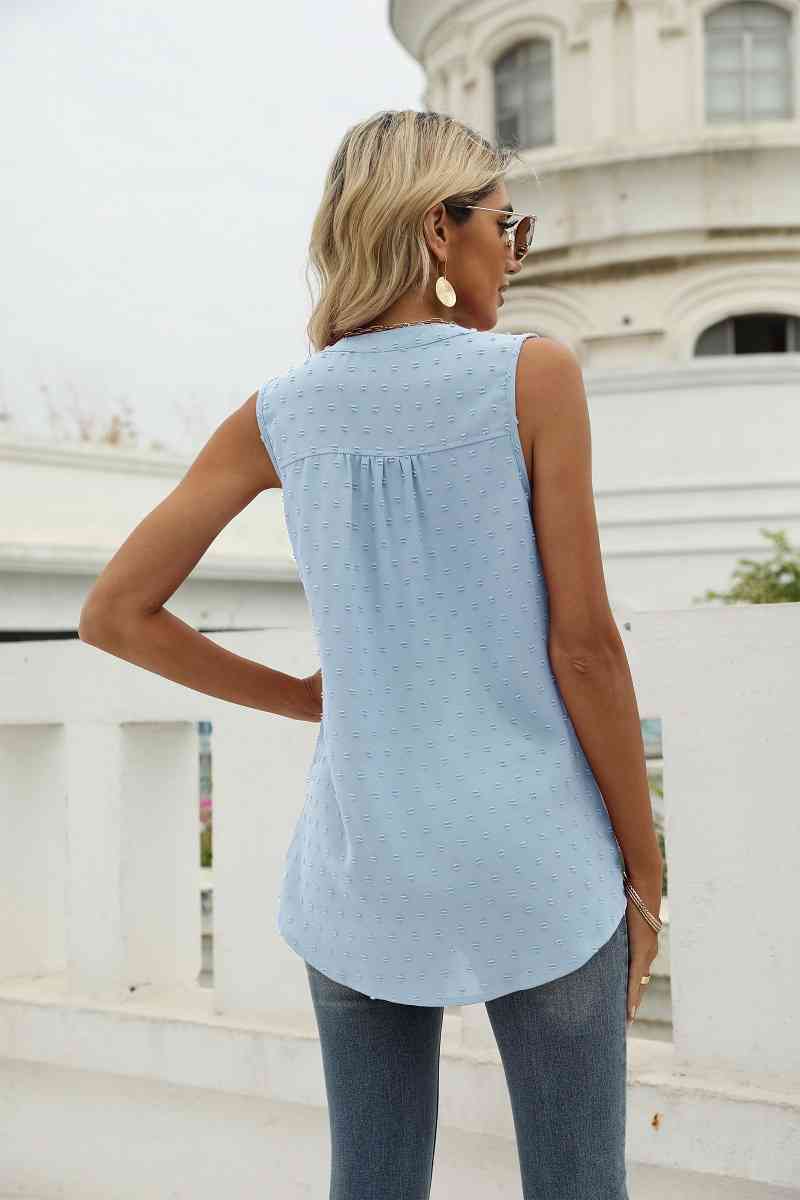Stilla | Dot Notched Neck Tank