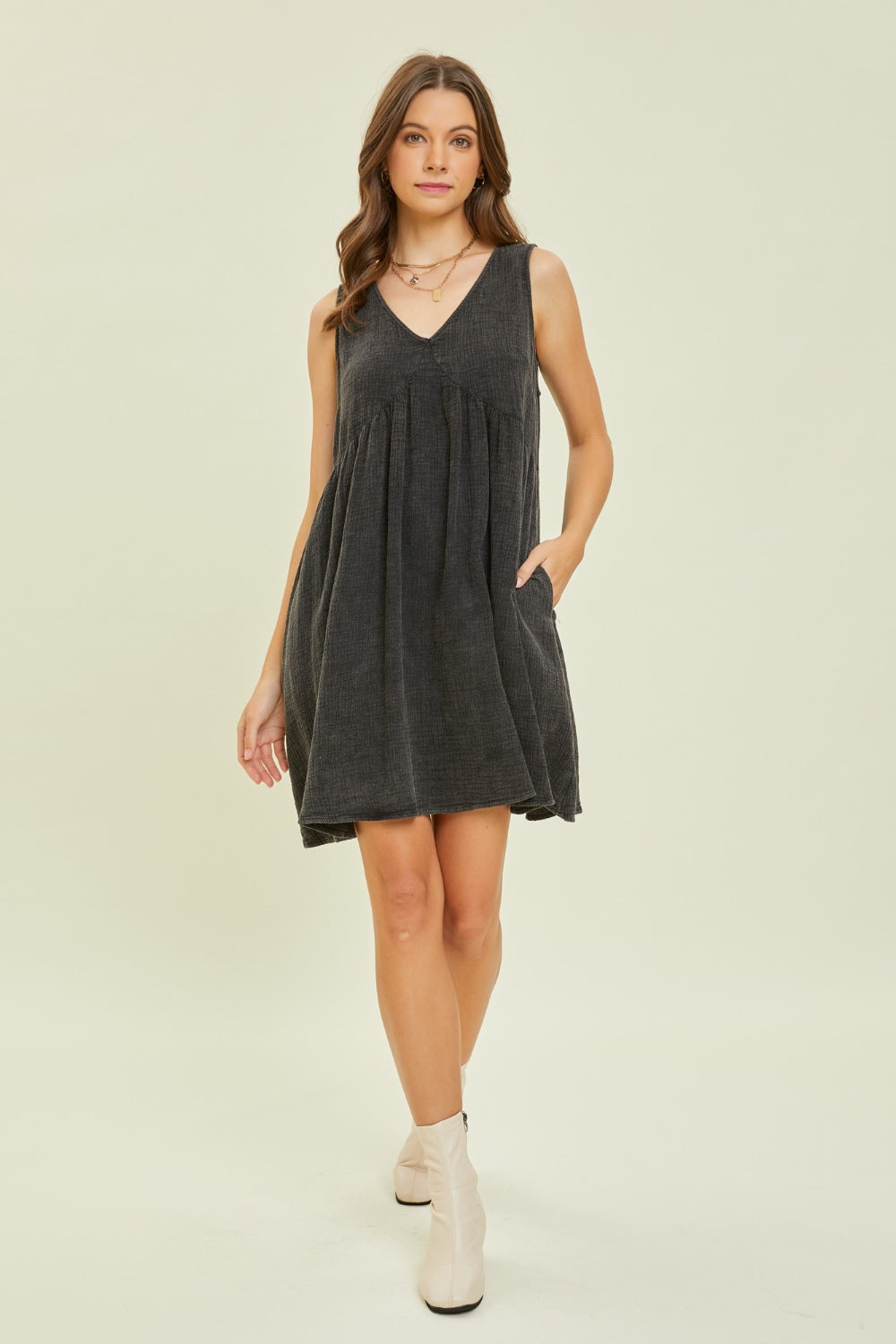 Stilla | Plus Size Texture V-hals Ærmeløs Flare Mini Kjole